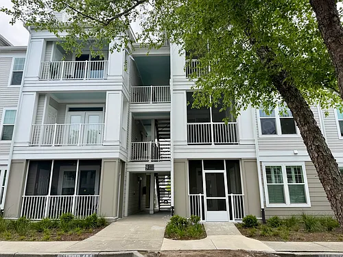 130 River Landing Dr Photo 1