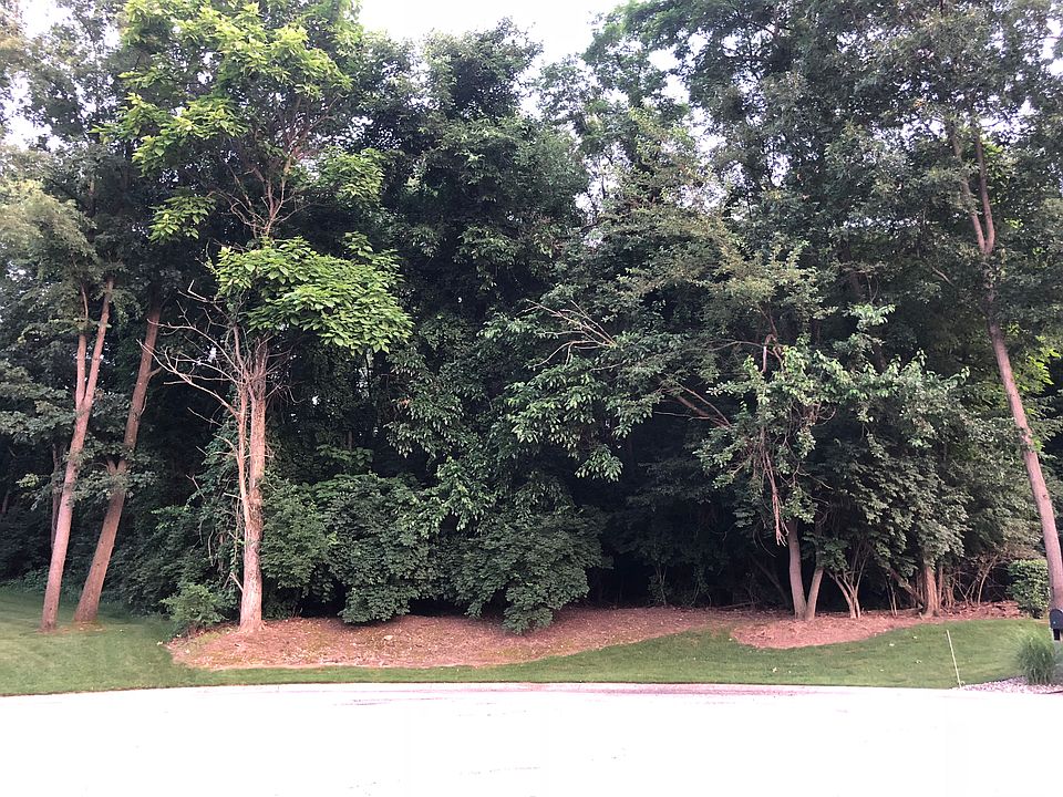 2nd image of 55861 Little Creek Ln