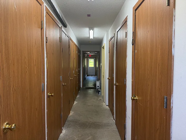 501 2nd Ave NW — Photo 4