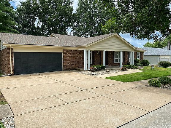 2nd image of 3954 Regalway Dr