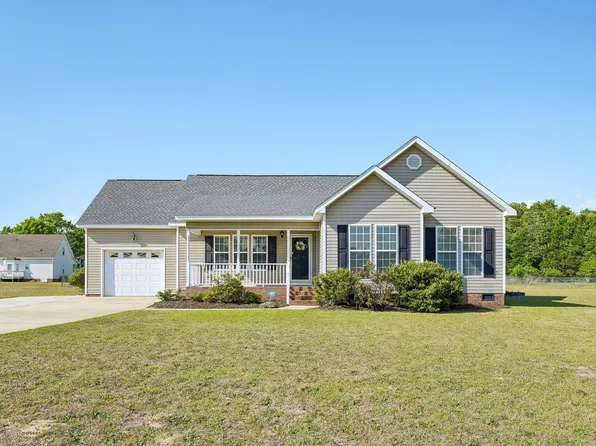 1013 Deer Oaks Ct, Raleigh, NC 27603