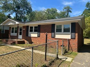 1070 Rulnick St, Fayetteville, NC 28304