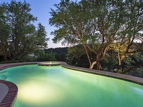 4th image of 4314 Travis Vista Dr