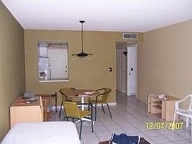 5th image of 1301 Miami Gardens Dr #1123W
