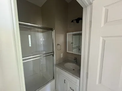 426 El Monte Rd — Photo 7