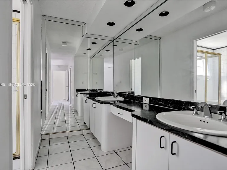 11854 SW 210th St — Photo 39