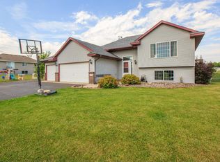 7530 385th St, North Branch, MN 55056