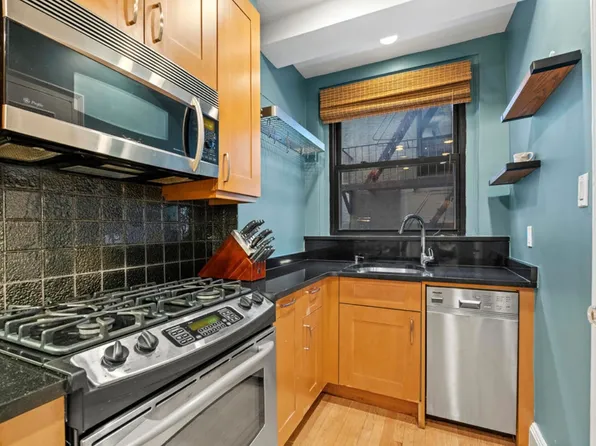 440 West End Avenue image 4 of 9