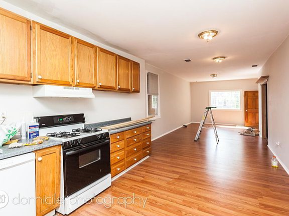 5th image of 4541 N Western Ave