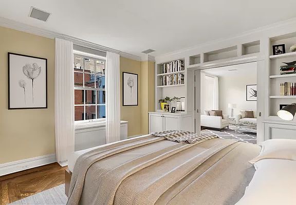 5th image of 3 E 77th St APT 5C