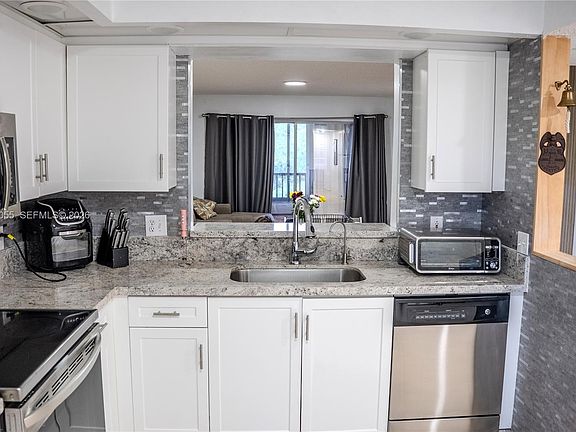 5th image of 1200 SW 137th Ave #305E