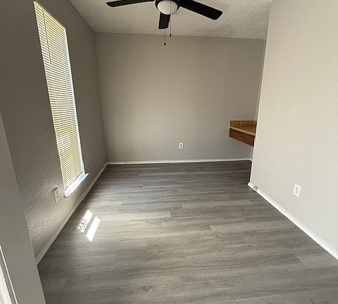 3rd image of 5713 Westchase Dr
