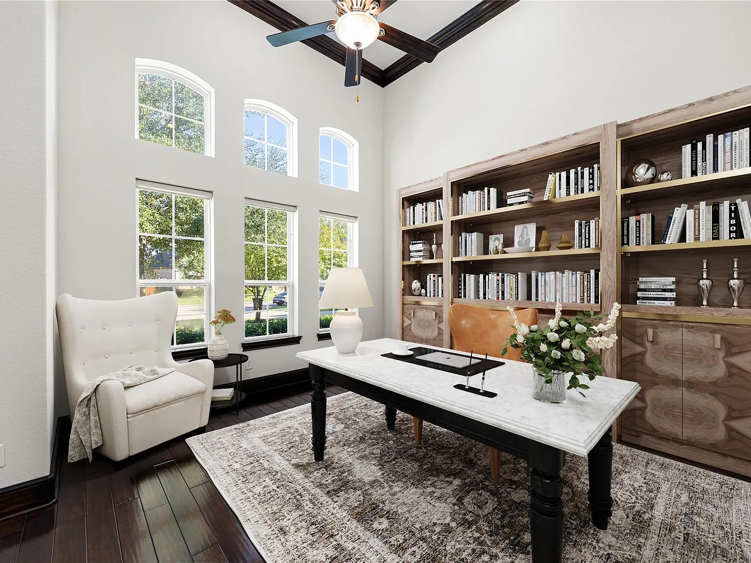 5 bed, 5.5 bath, 6075 sqft, $6,000 — Photo 4
