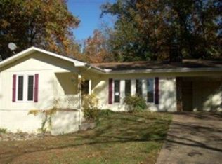 249 E Lakeshore Dr, Cherokee Village, AR 72529