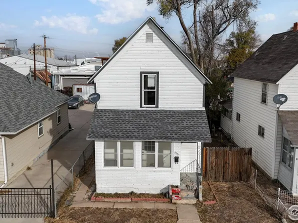 513 8th St, Greeley, CO 80631