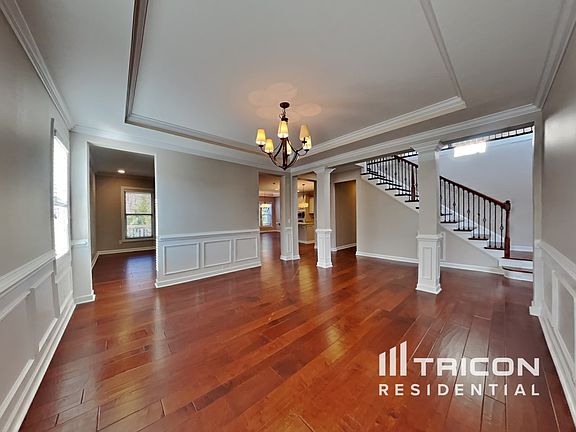5th image of 7 Hulme Ct
