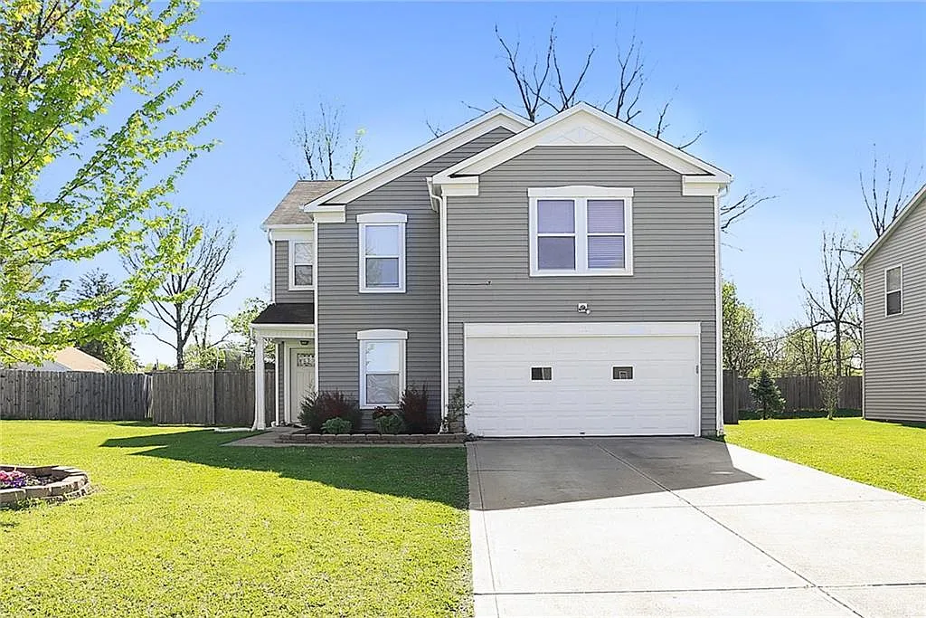 613 Sedgewick Ln photo 1