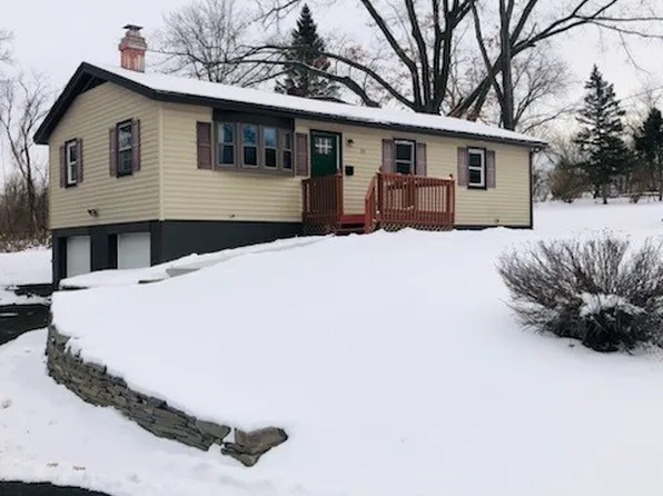 23 Janet Ter, New Hartford, NY 13413