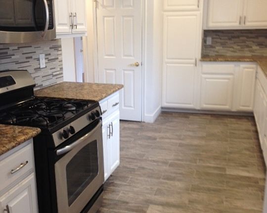 5th image of 216 S Rexford Dr APT 201