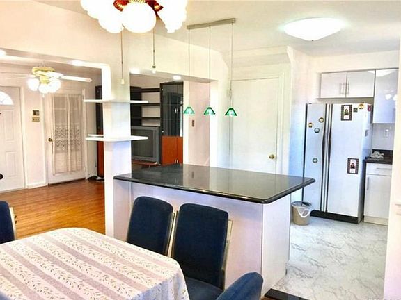 4th image of 19927 24th Ave #House
