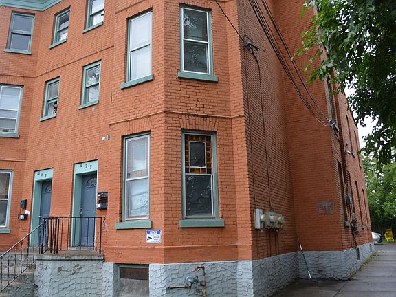 2nd image of 720 Mary St Floor 2