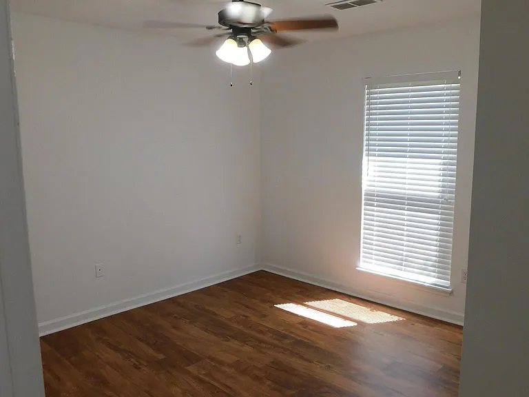 1482 Hidden Bridge Dr — Photo 19