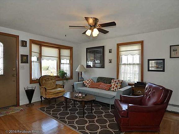 4th image of 103 Bliss St