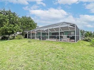 1819 SW 16th Ter, Cape Coral, FL 33991