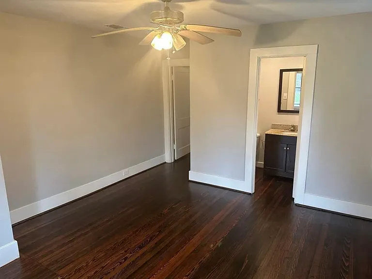 831 Le Green St — Photo 5