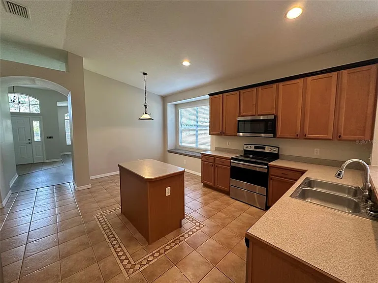 8037 Moccasin Trail Dr — Photo 8
