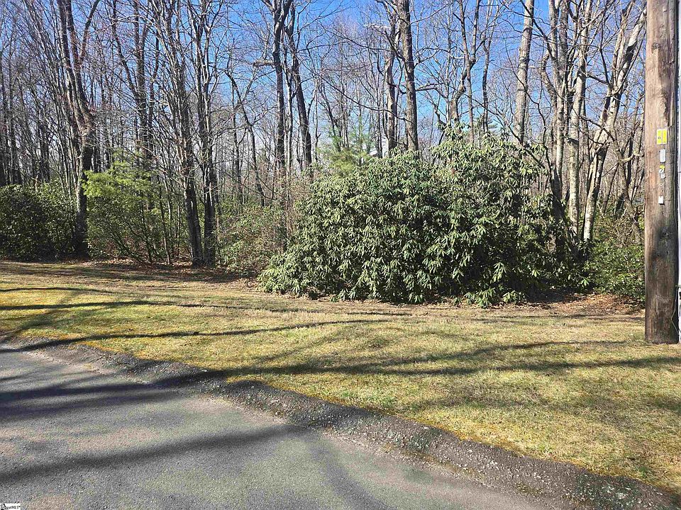 1st image of 319 Cliff Ridge Dr