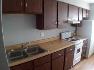 318 N High St, Belleville, IL 62220
