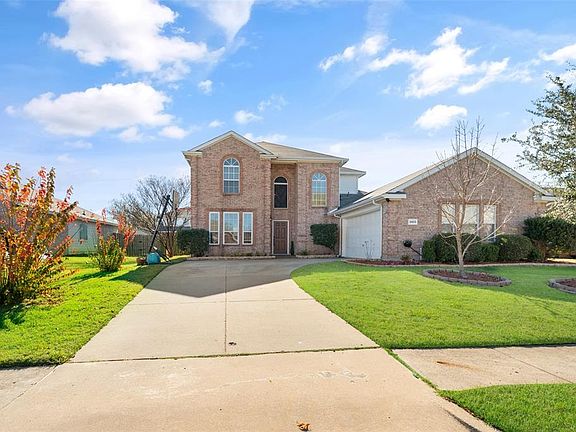 2nd image of 3403 Sewell Dr