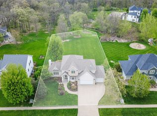 766 187th Pl, Pella, IA 50219