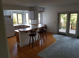 110 Big Bear Pl NW #2, Issaquah, WA 98027