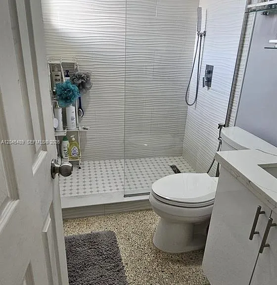 9721 SW 37th Ter — Photo 24