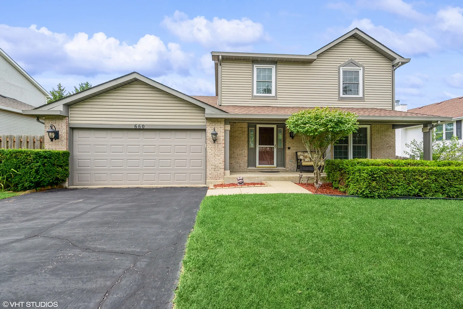 660 Regal Ln photo 1
