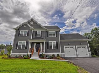 10 Fieldview Cir, Attleboro, MA 02703