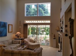143 Stonegate Dr, Erie, PA 16505