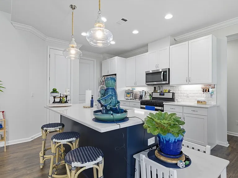 119 Sandbar Ln #101 — Photo 12