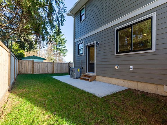 3rd image of 2485 Beck Rd