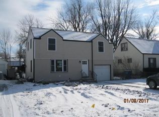 525 Grover Cleveland Hwy, Amherst, NY 14226