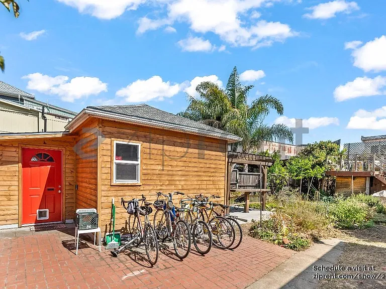 953 Apgar St — Photo 13