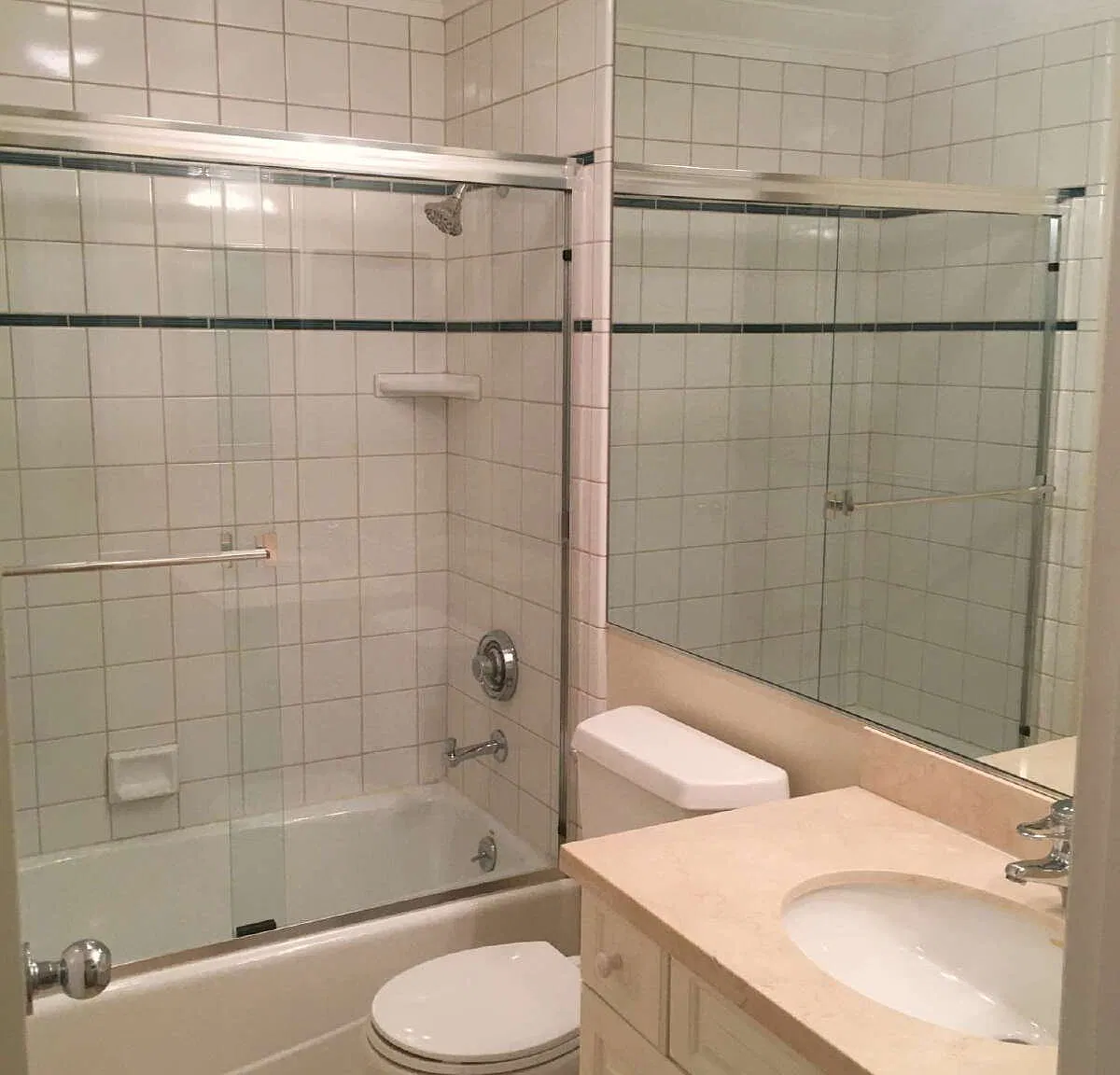 3 bed, 2.0 bath, 1593 sqft, $12,990 — Photo 2
