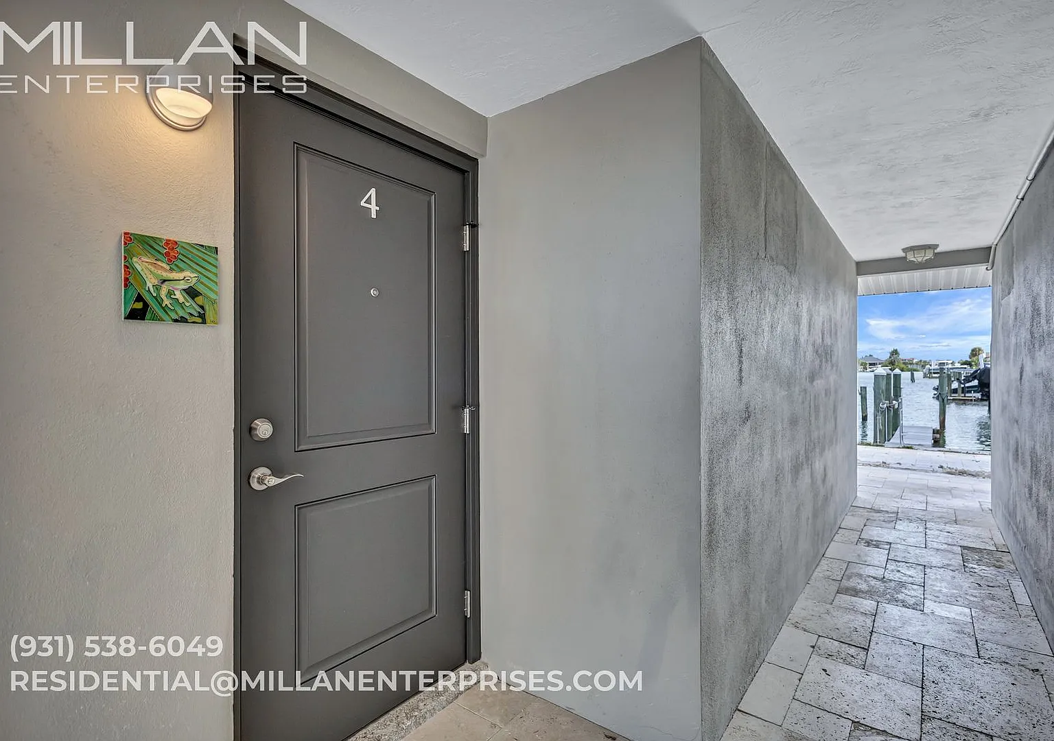 325 Capri Boulevard — Photo 2