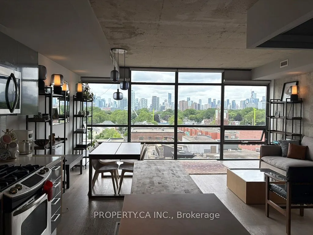 Building Photo - 319 Carlaw Ave #803