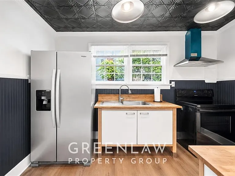 1177 Morley Ave SE — Photo 9