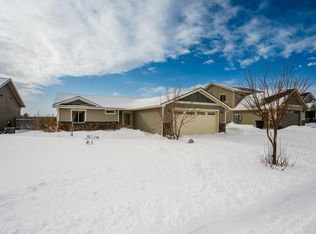 1326 Silverton Dr, Ranchester, WY 82839