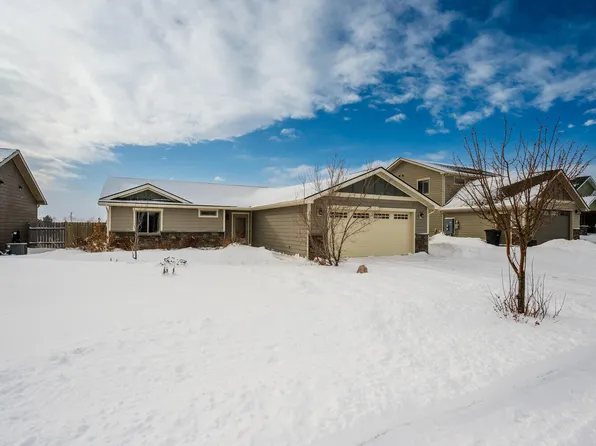 1326 Silverton Dr, Ranchester, WY 82839