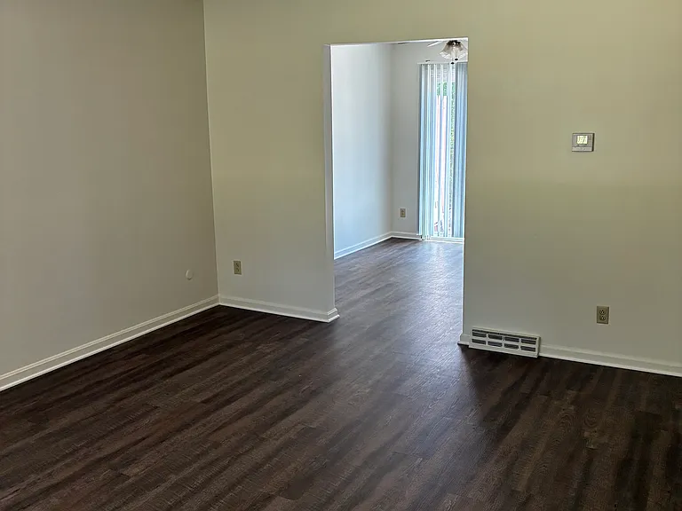2567 Chamberlain Rd — Photo 8